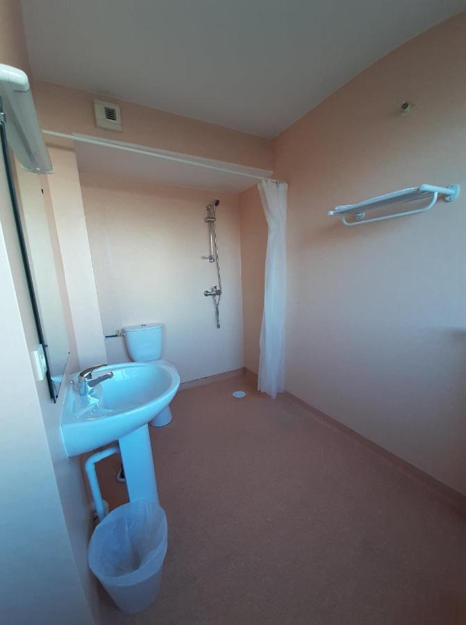 Residence Hoteliere Laudine Reims Bagian luar foto