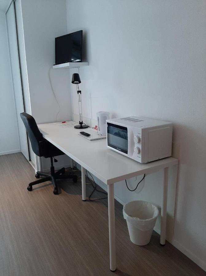 Residence Hoteliere Laudine Reims Bagian luar foto